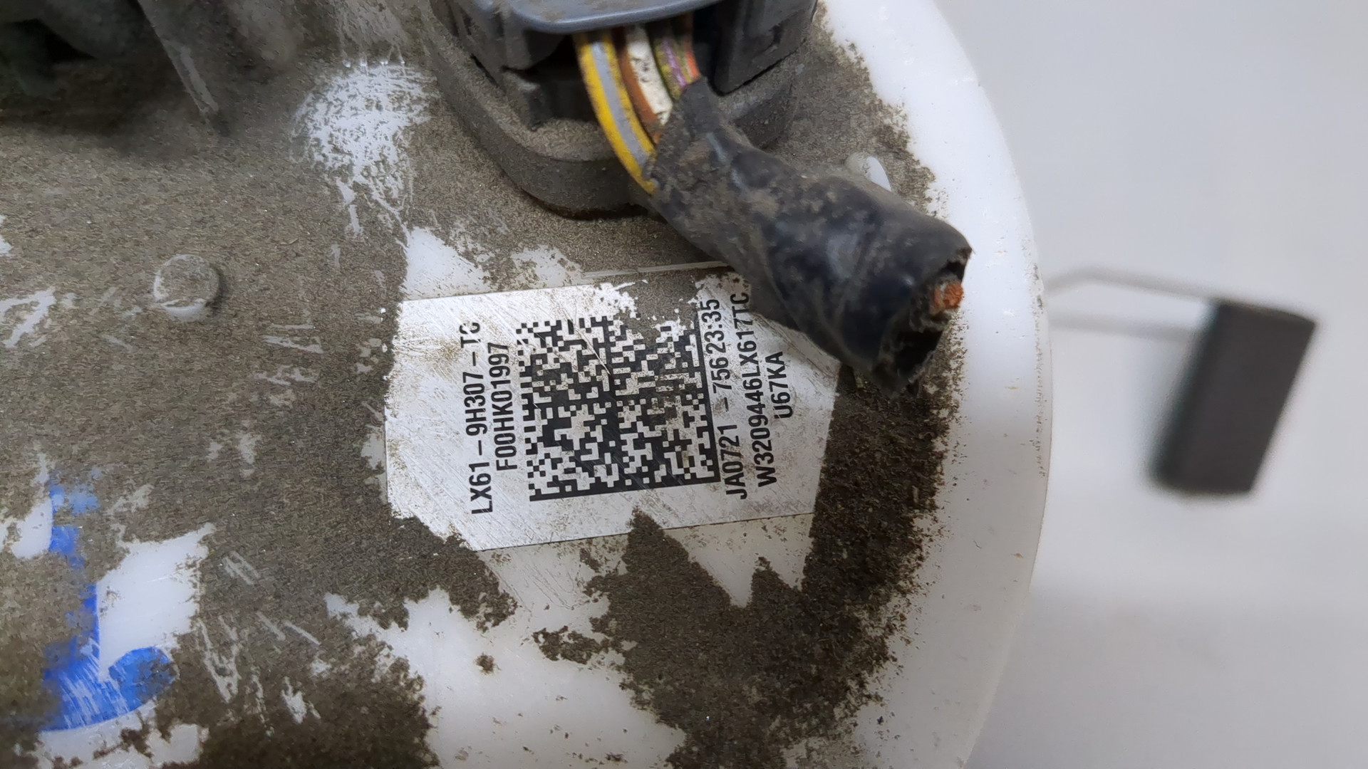 Насос топливный электрический