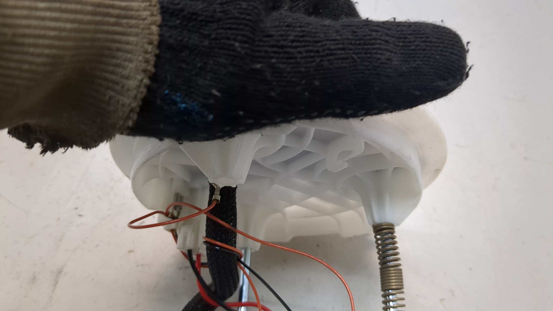 Насос топливный электрический