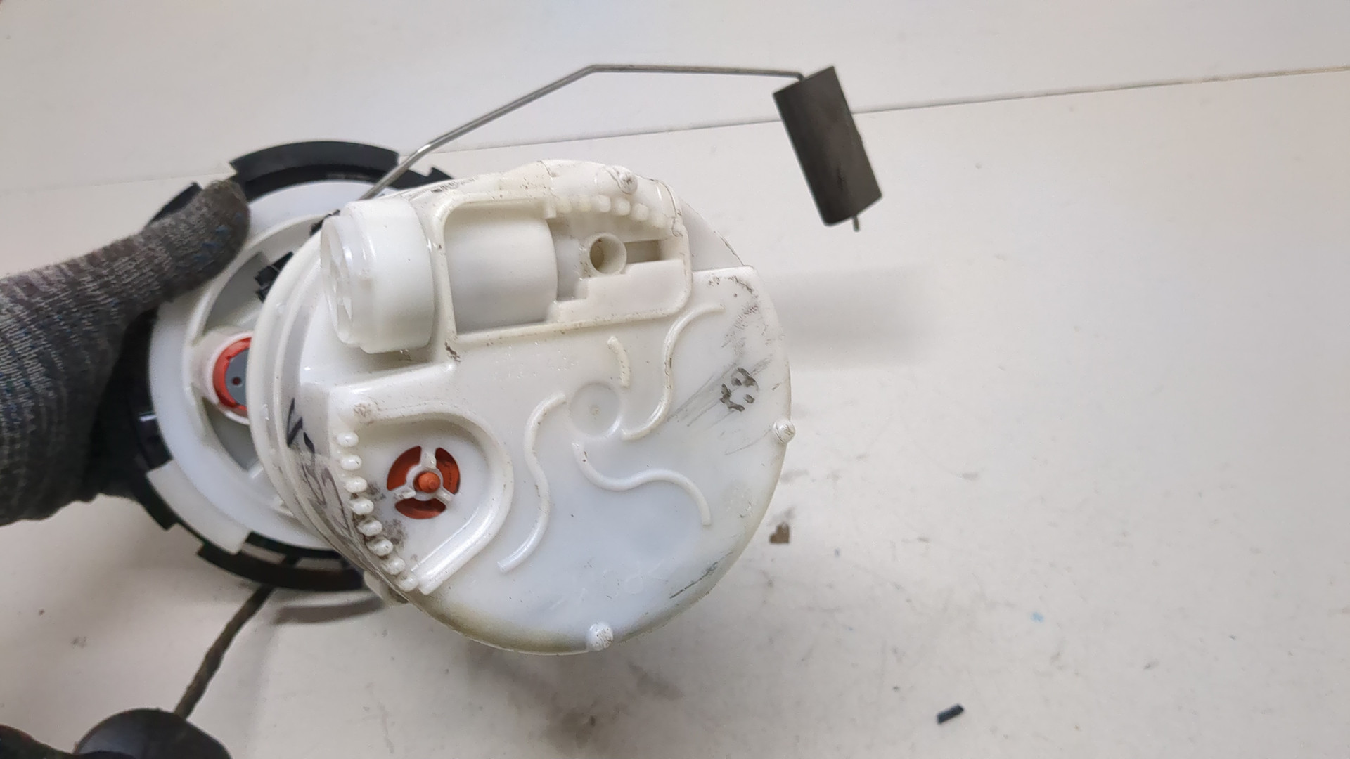 Насос топливный электрический