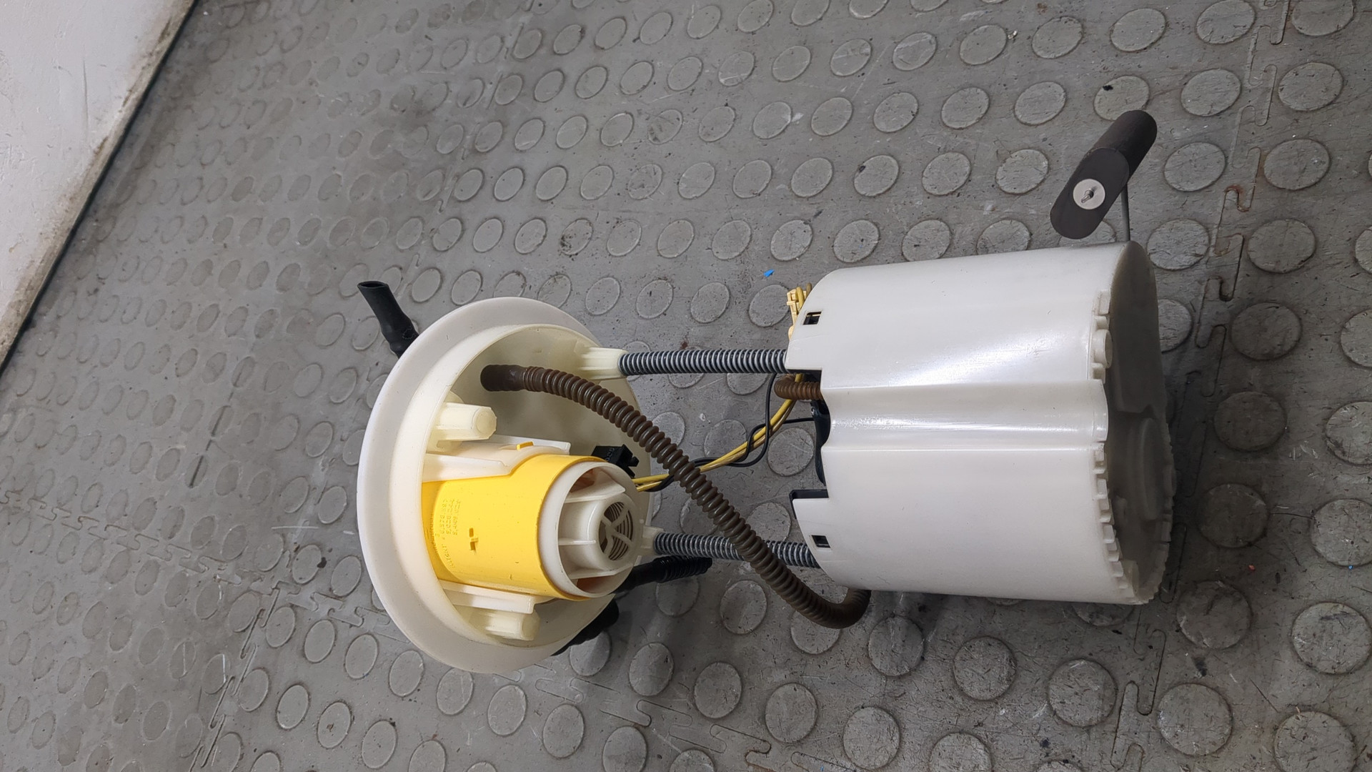 Насос топливный электрический