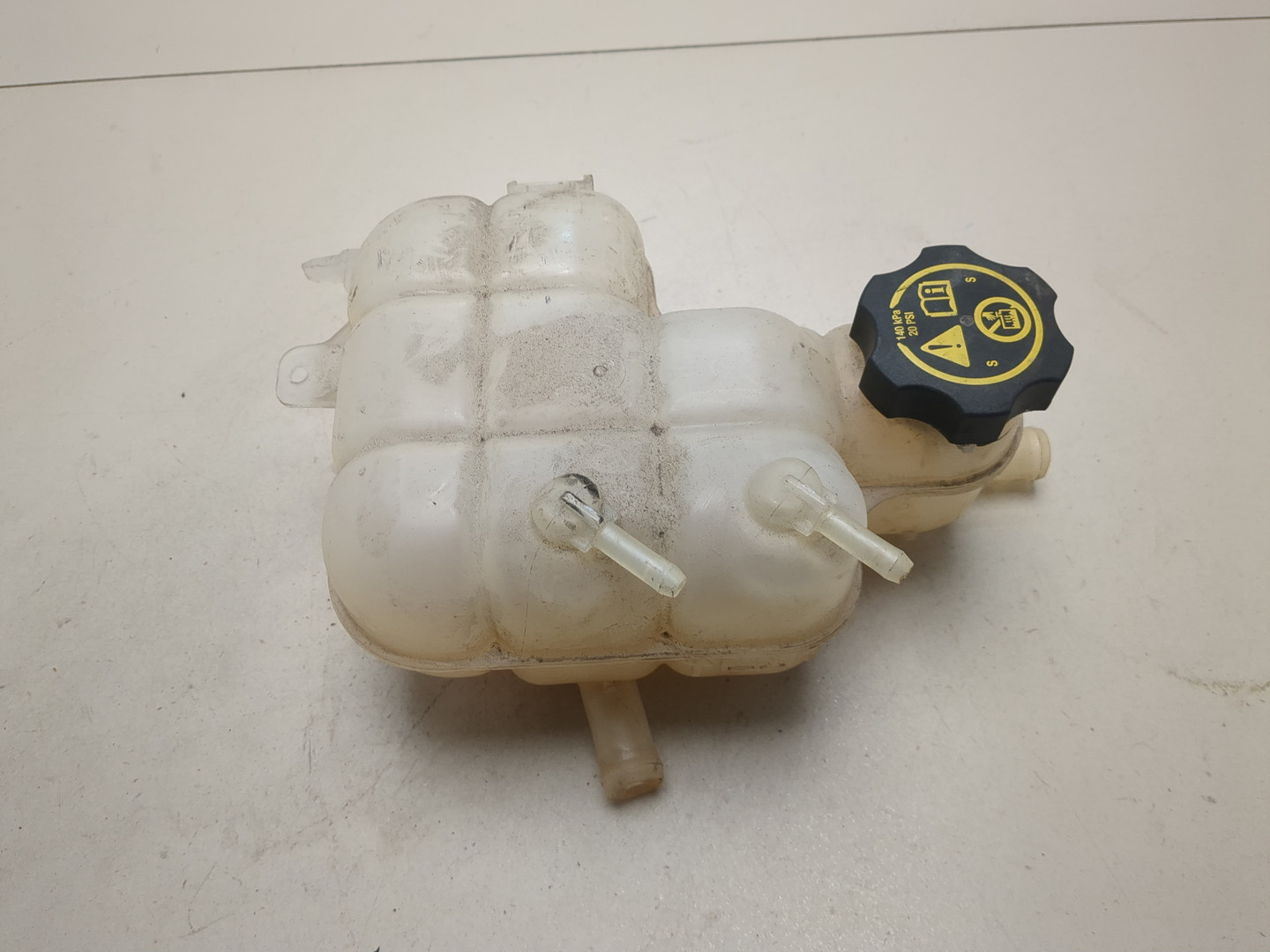 Бачок расширительный