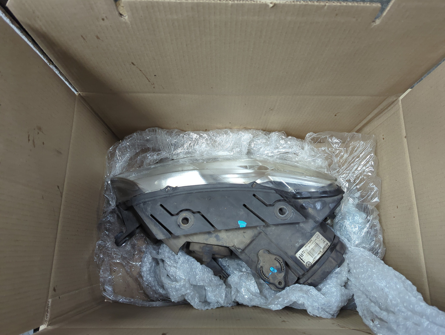 Фара правая