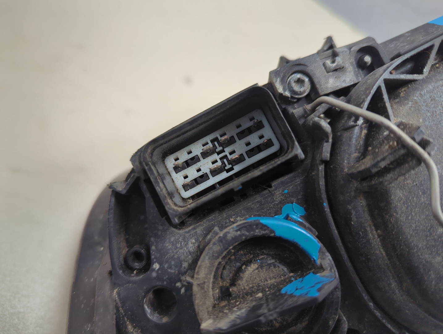 Фара правая