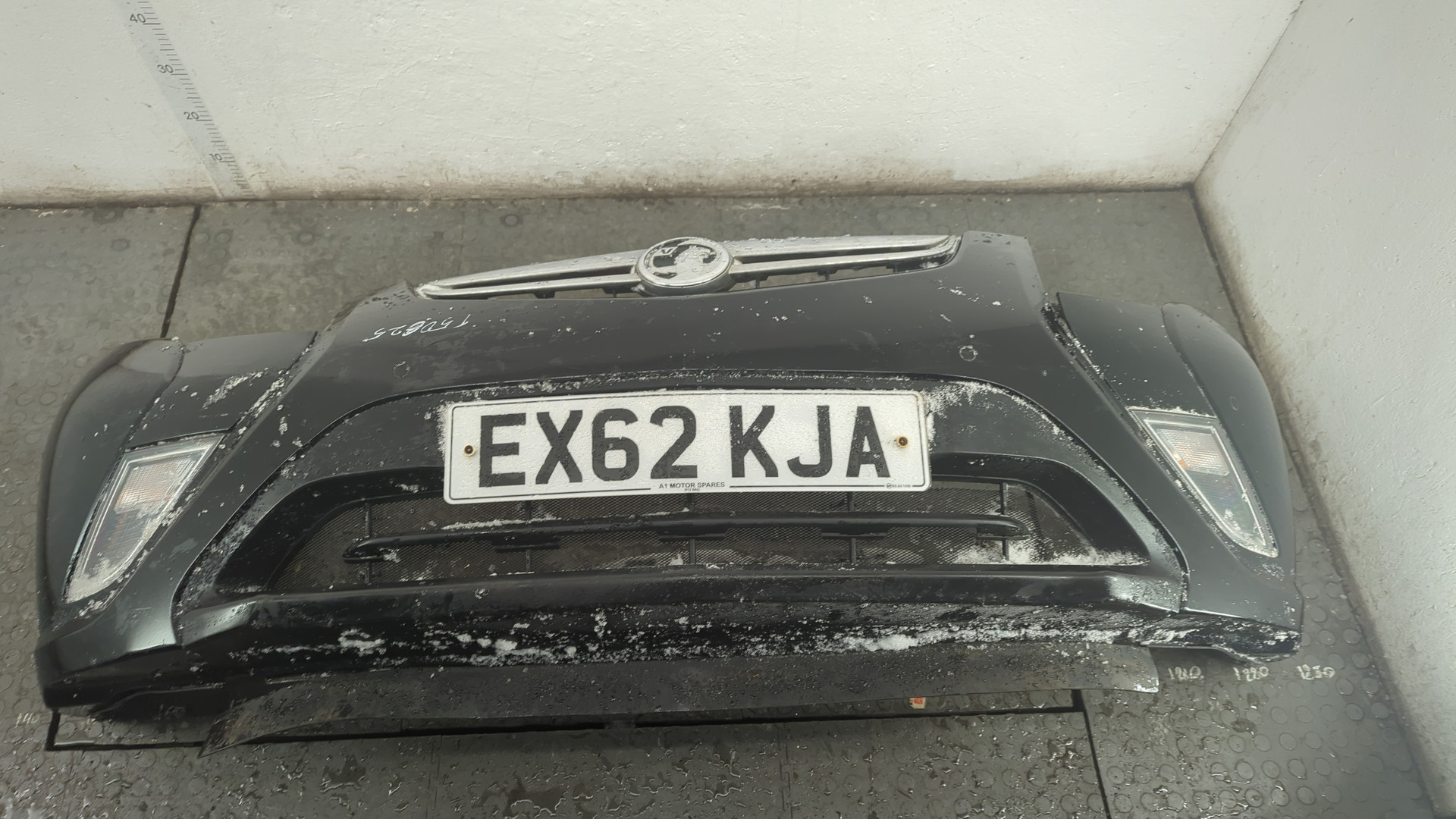 Бампер передний