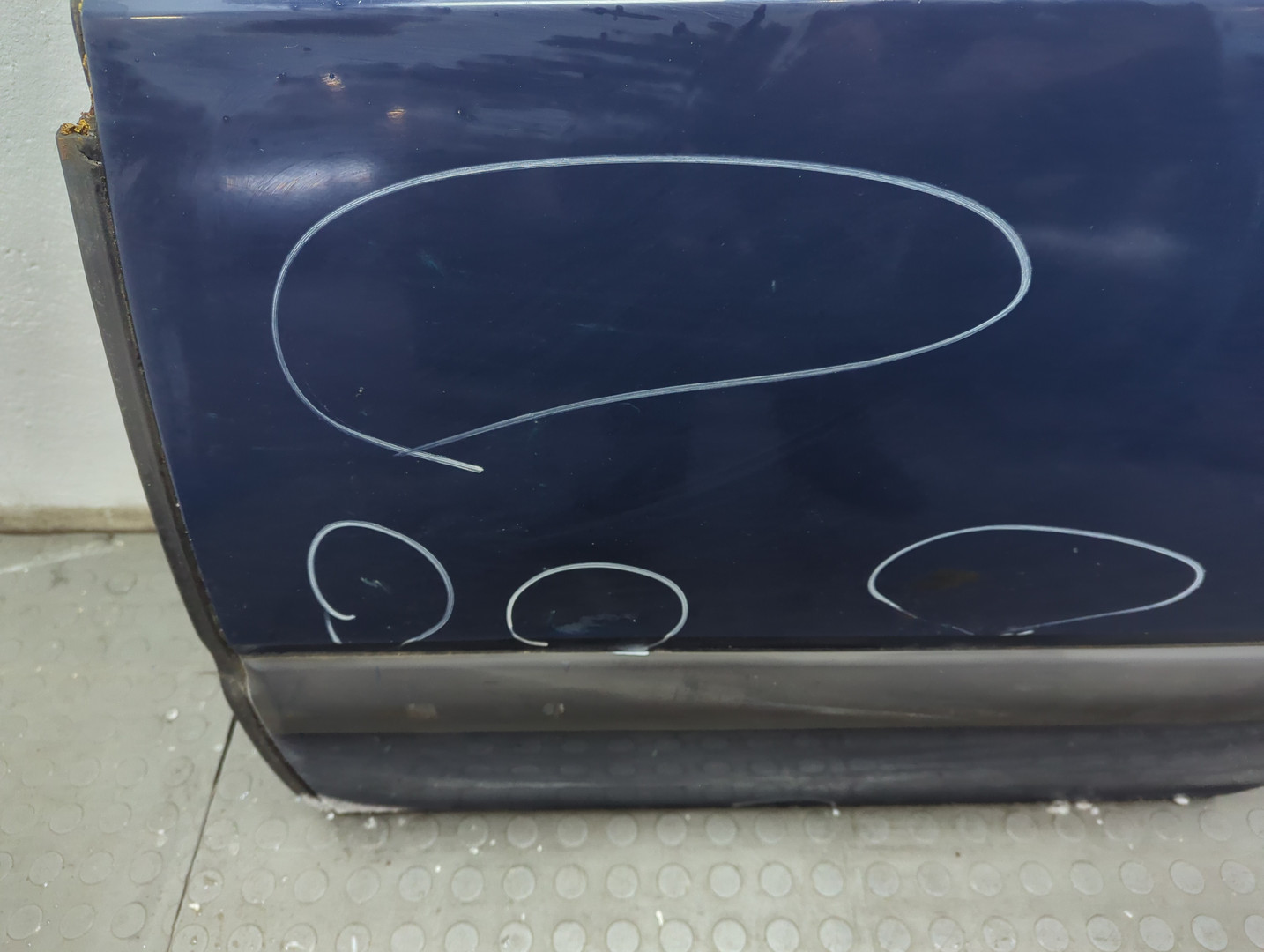 Дверь задняя левая