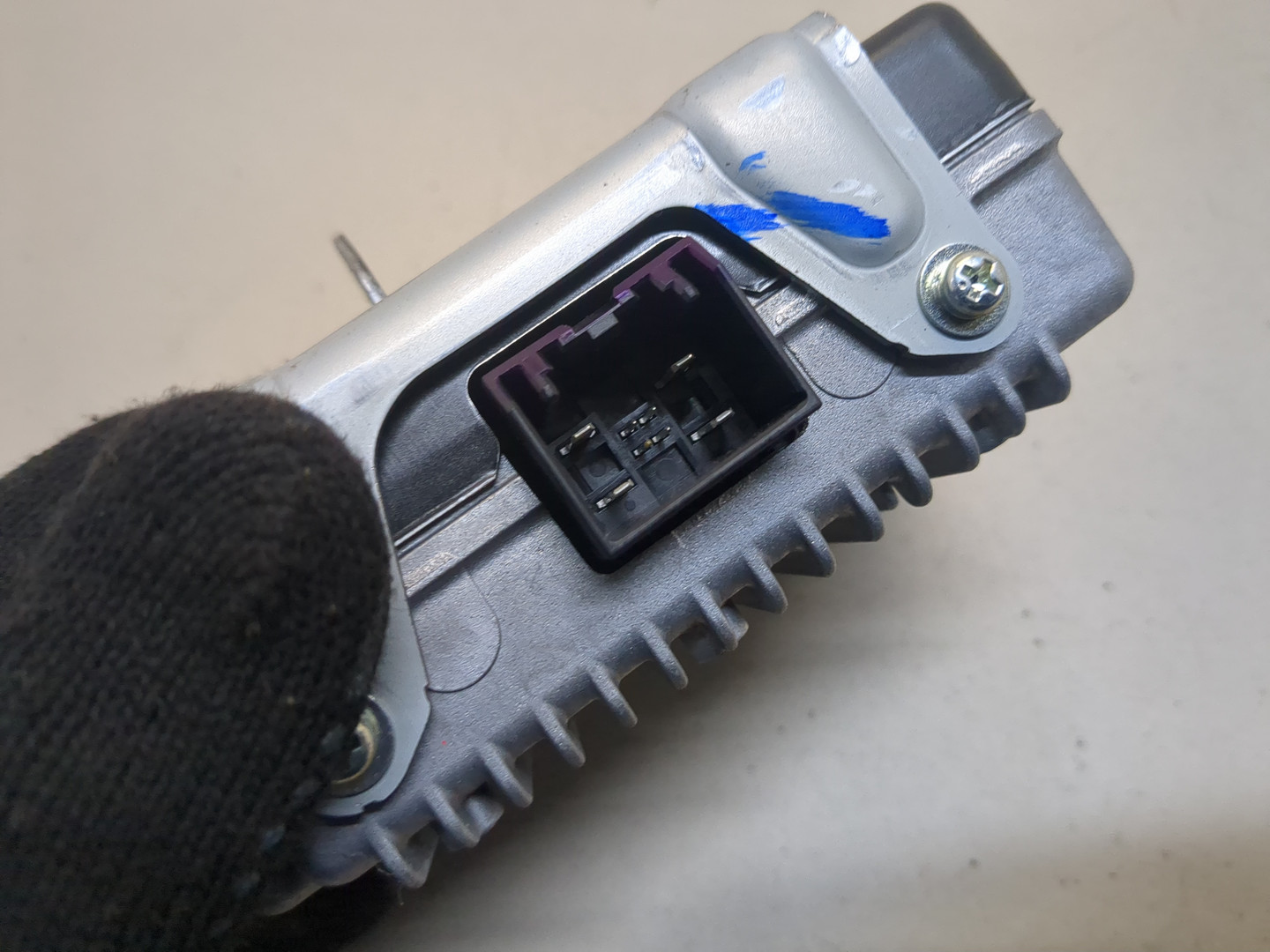 Преобразователь напряжения (адаптер)