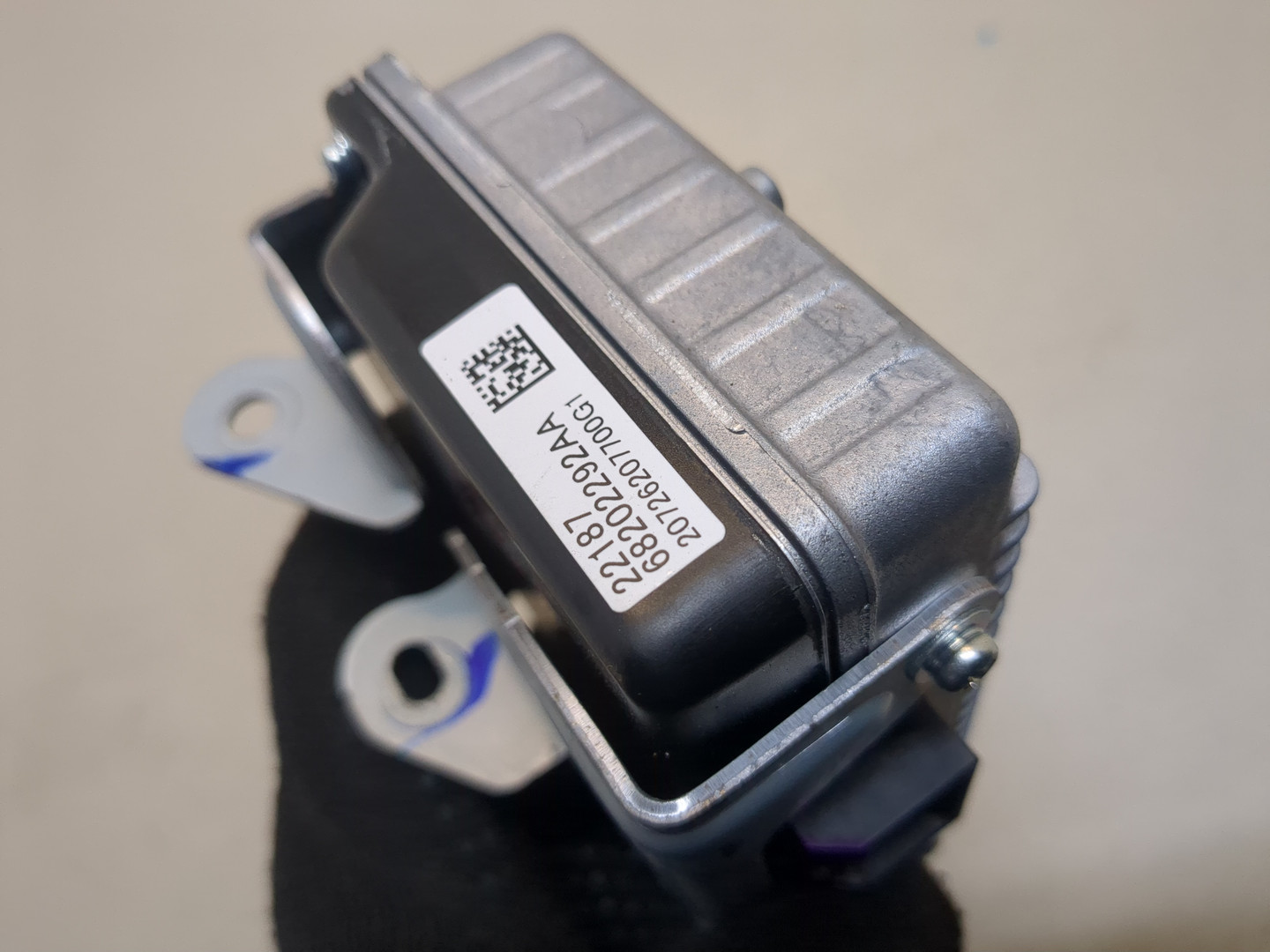 Преобразователь напряжения (адаптер)