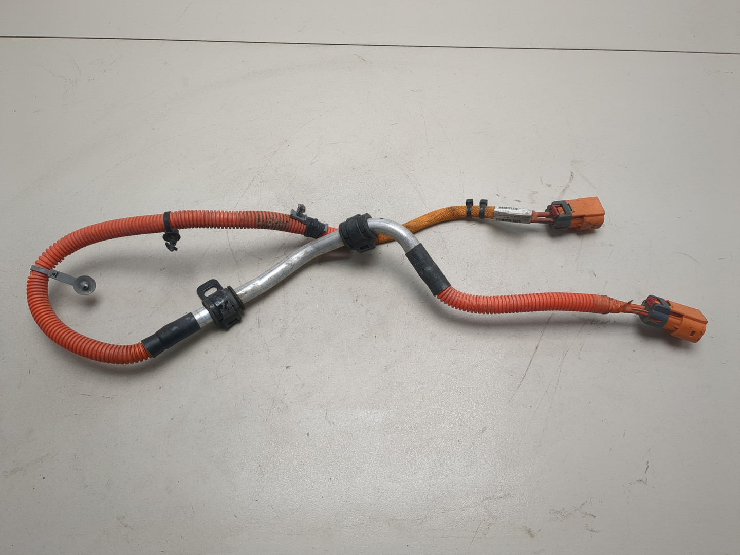 Провод высокого напряжения