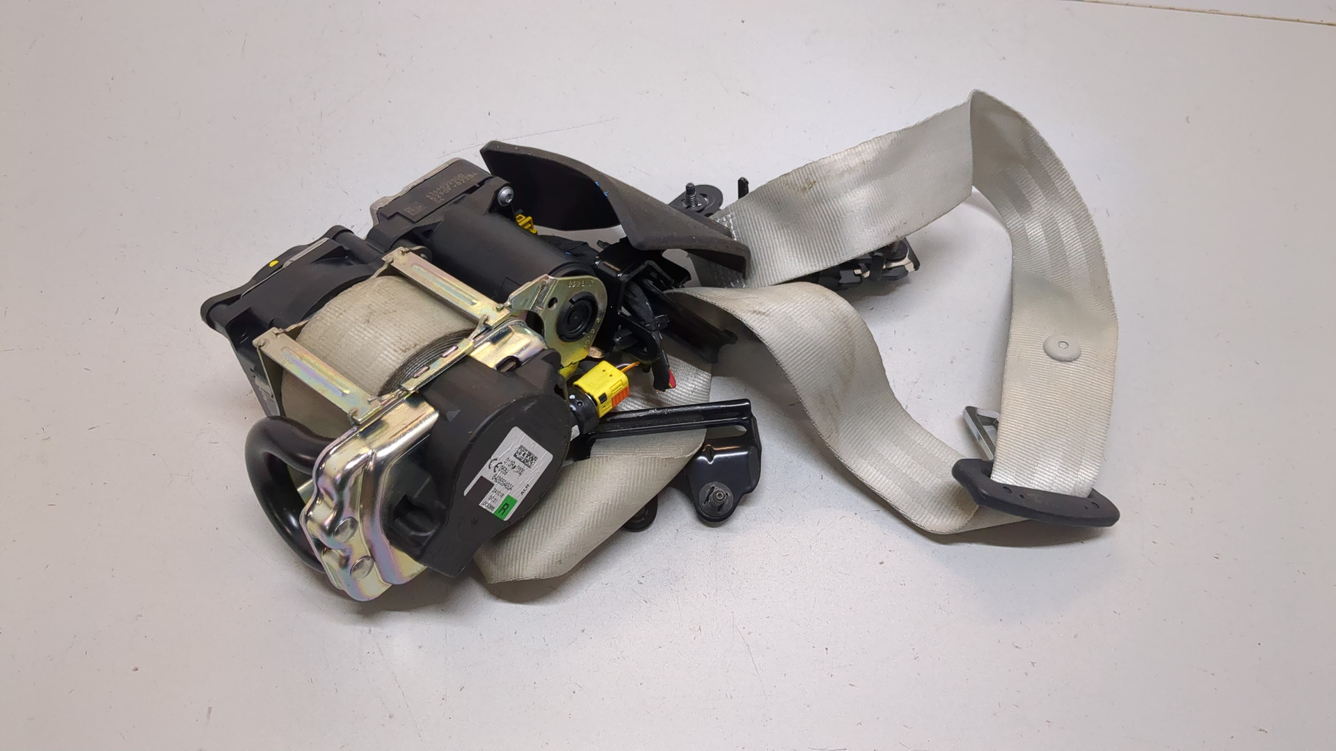 Ремень безопасности