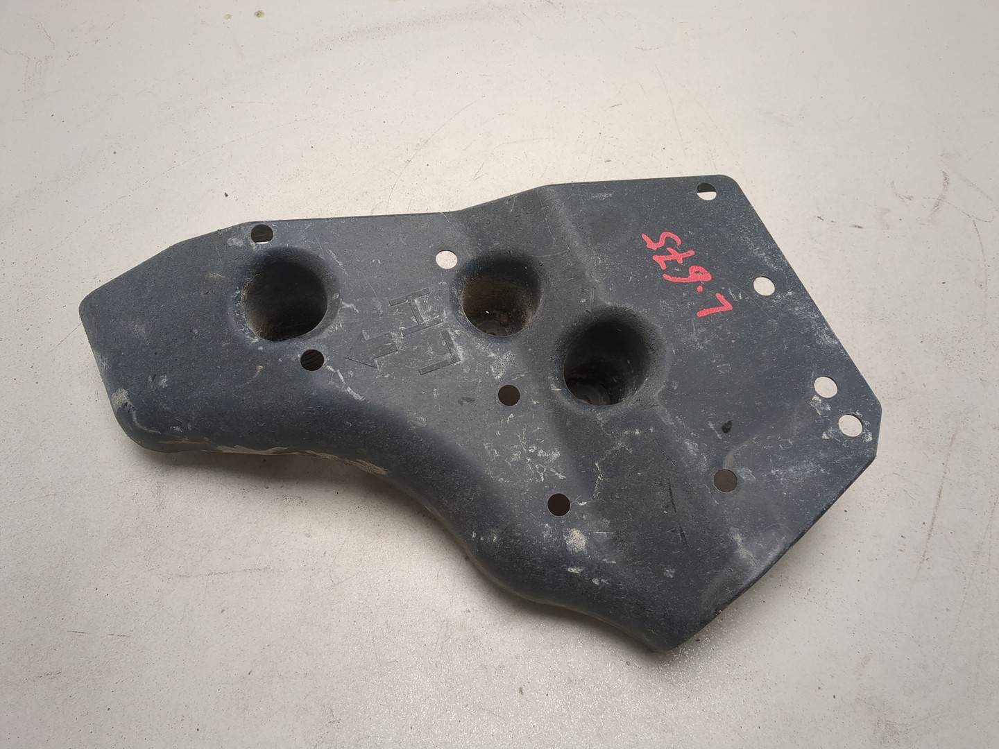 Накладка (кузов наружные)