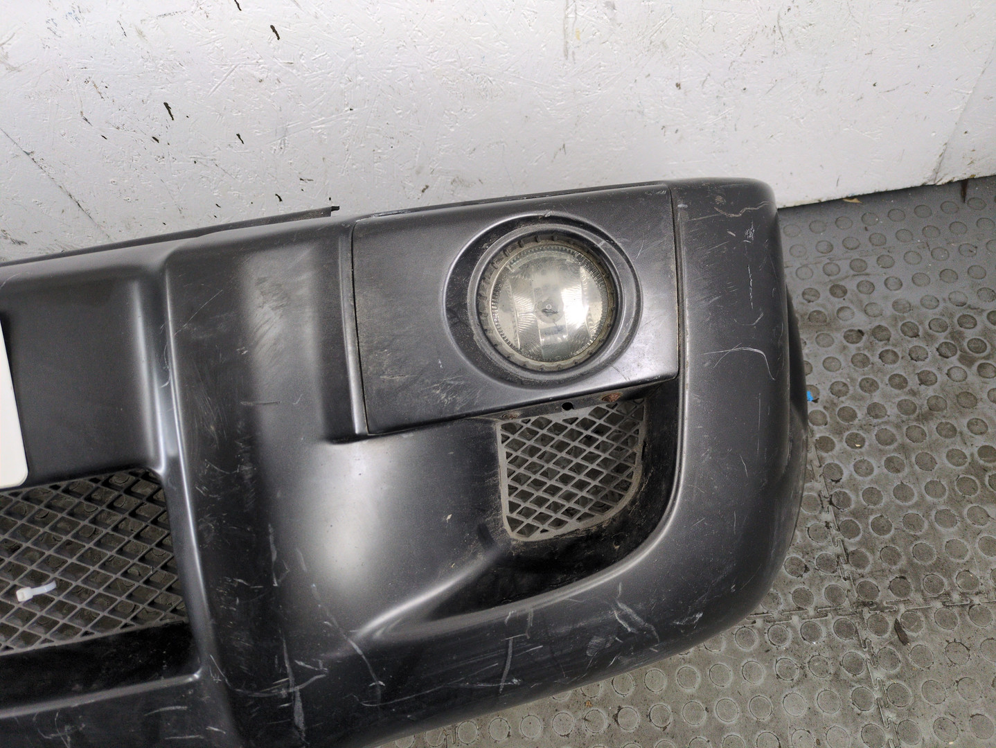 Бампер передний