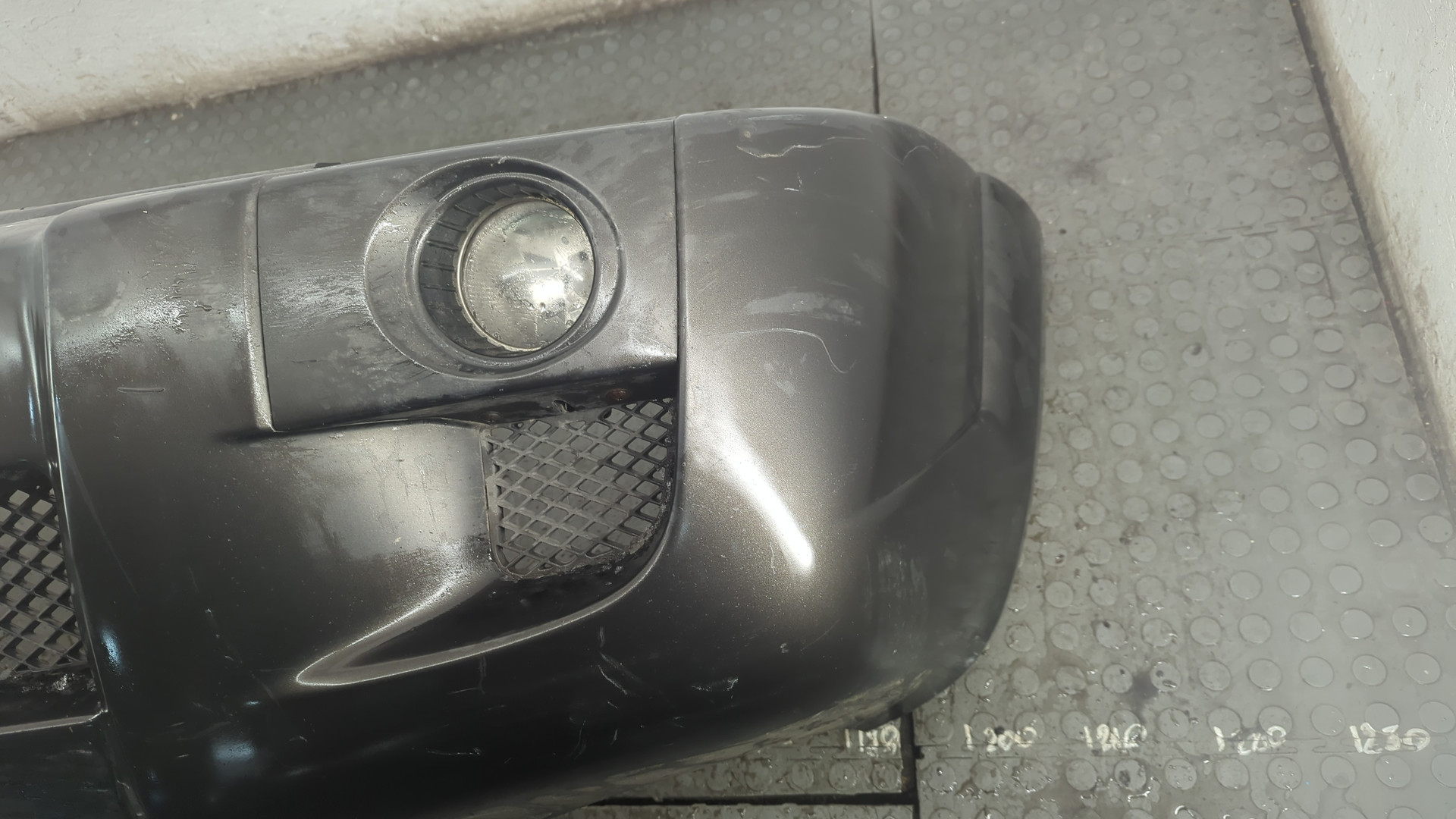 Бампер передний