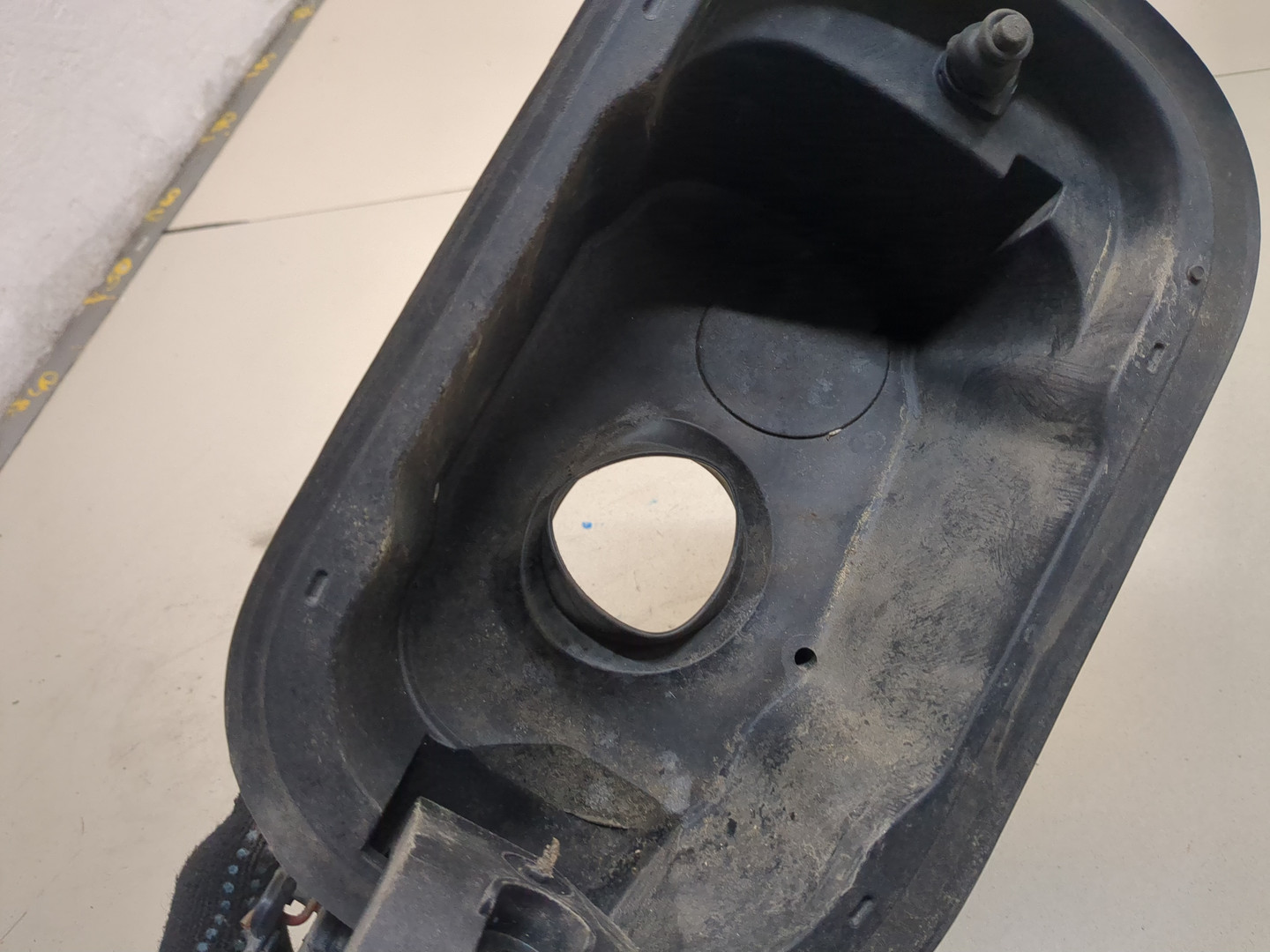 Лючок бензобака