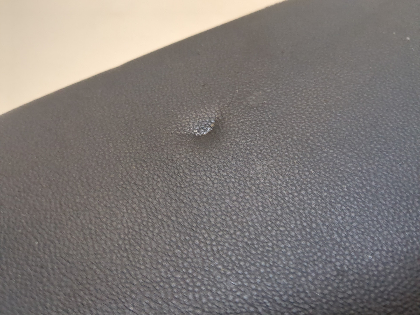 Подлокотник