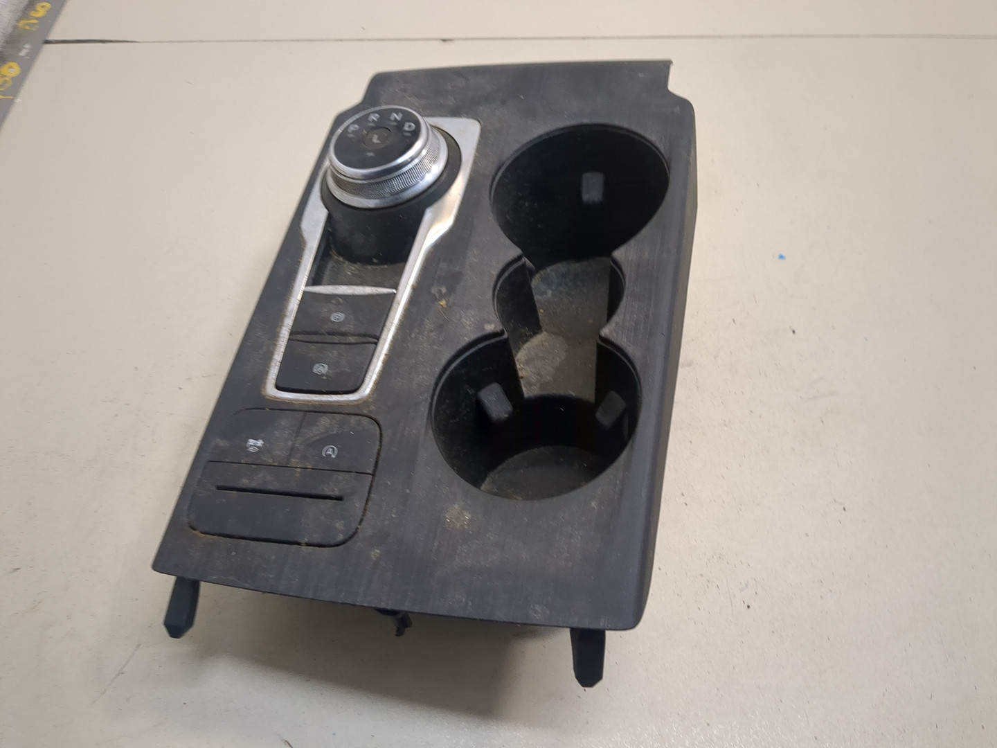 Кулиса МКПП / АКПП