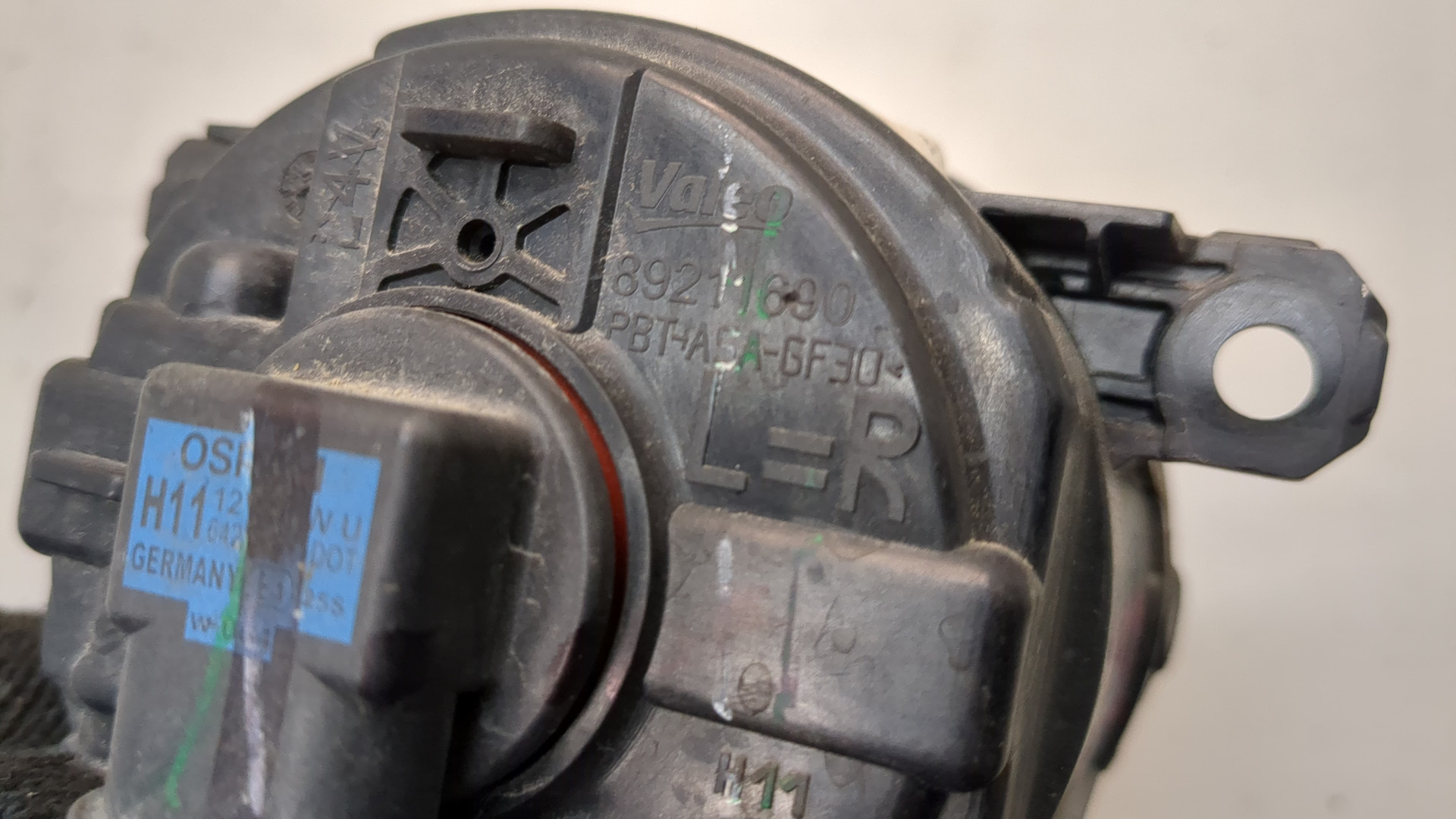 Фара противотуманная правая