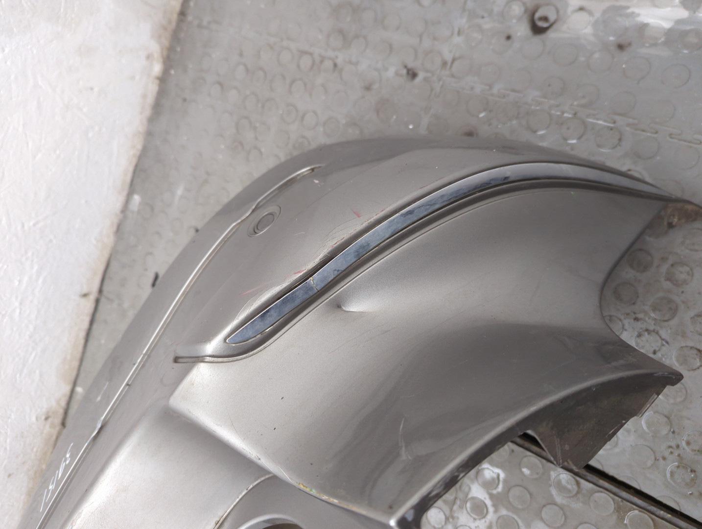 Бампер задний