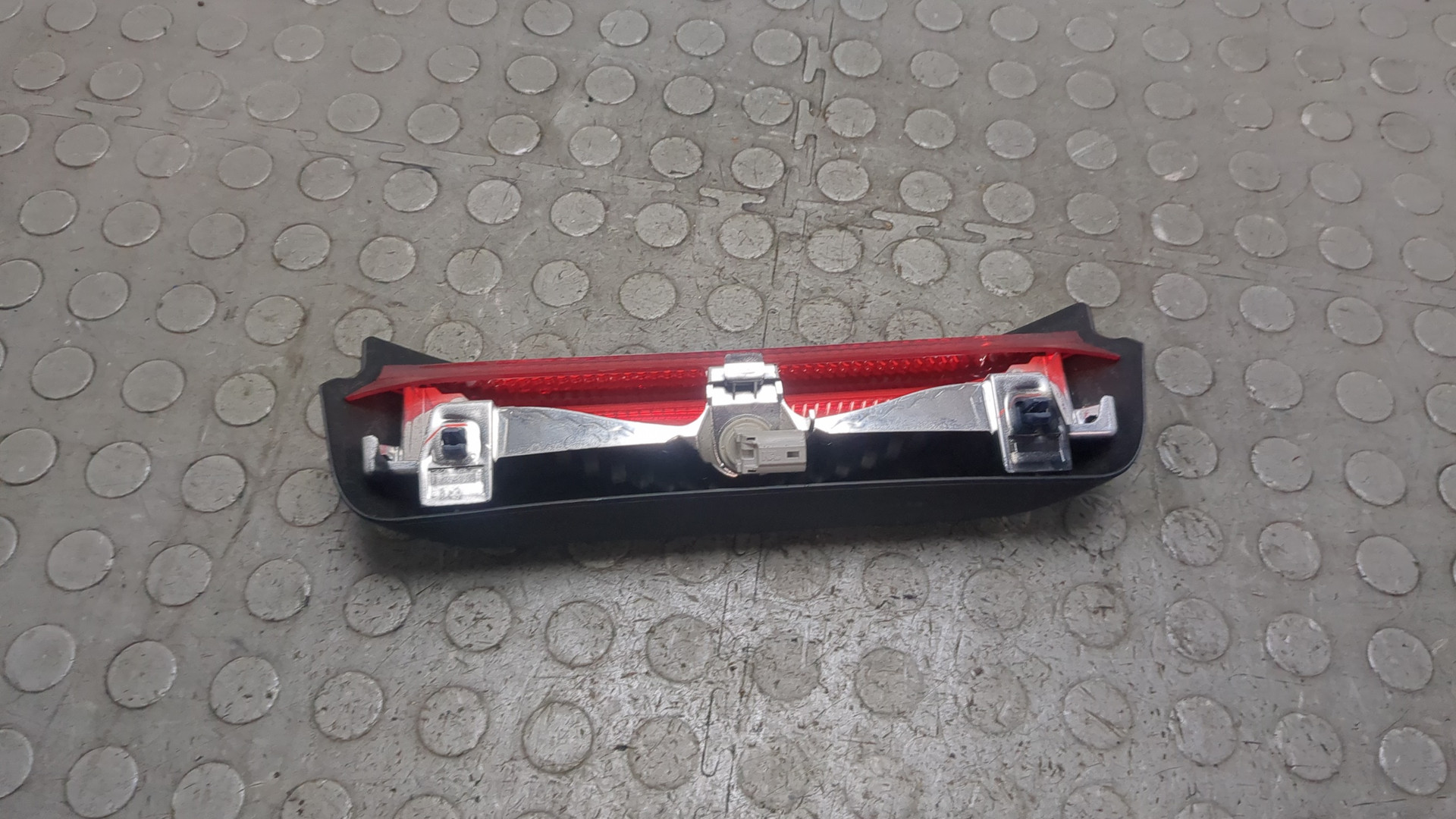 Фонарь задний (стоп сигнал)