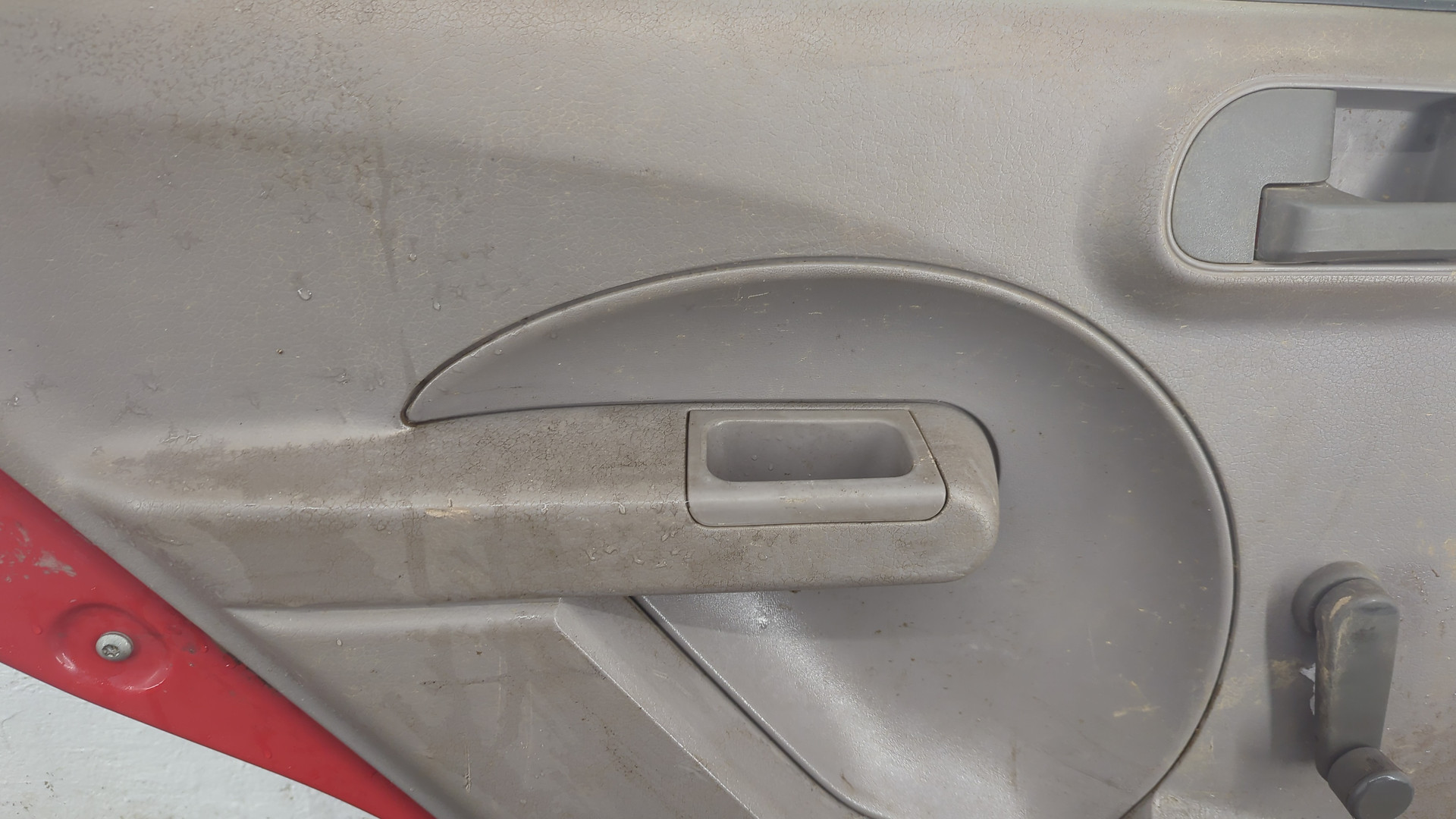 Дверь задняя левая