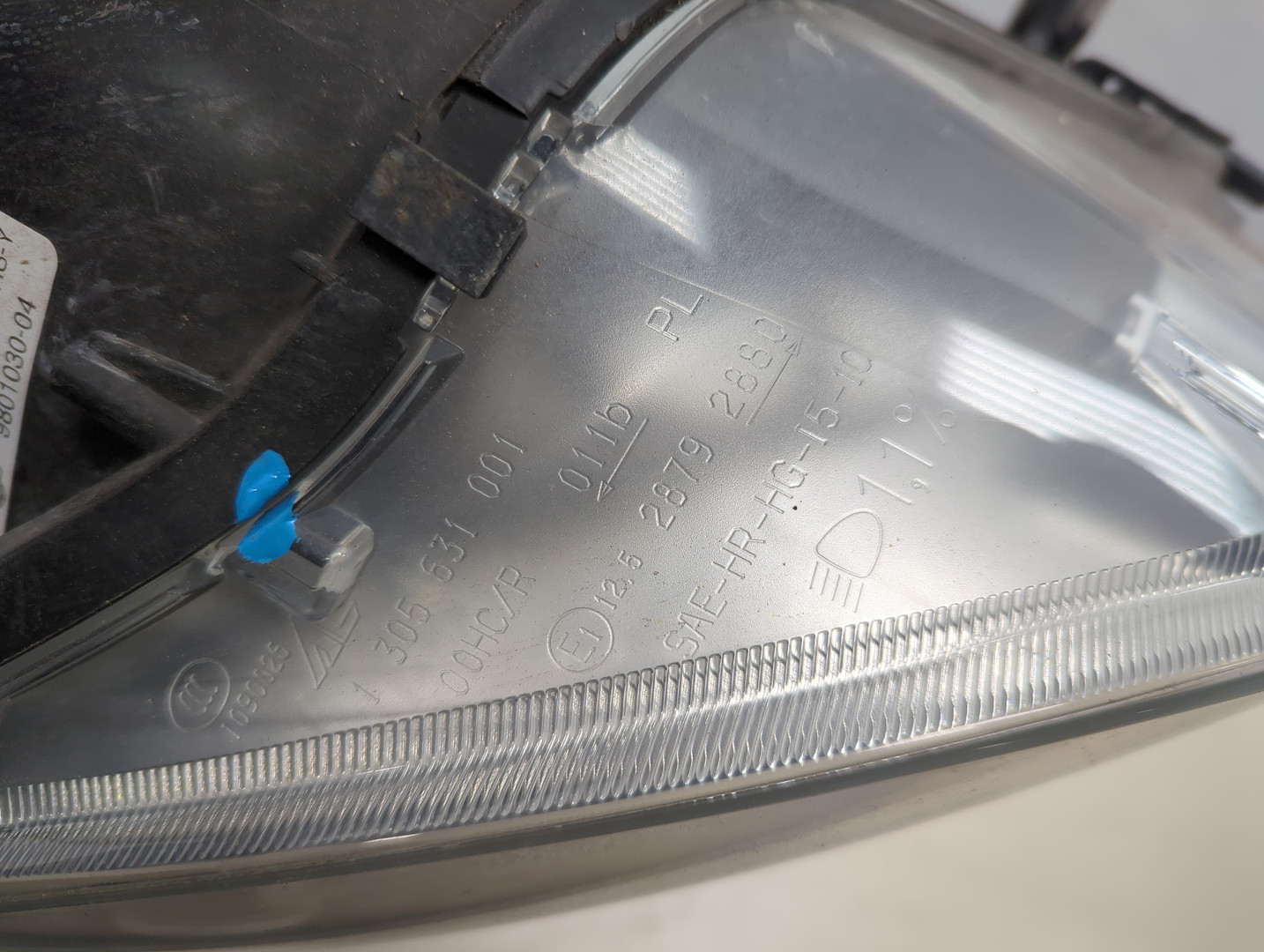 Фара правая