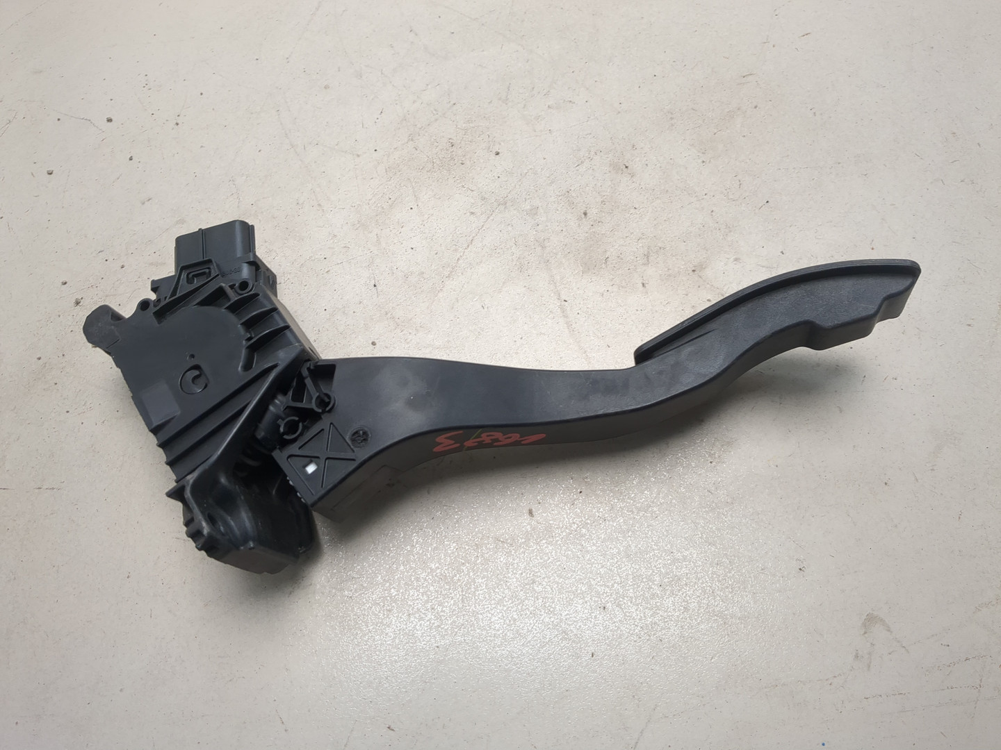 Педаль газа