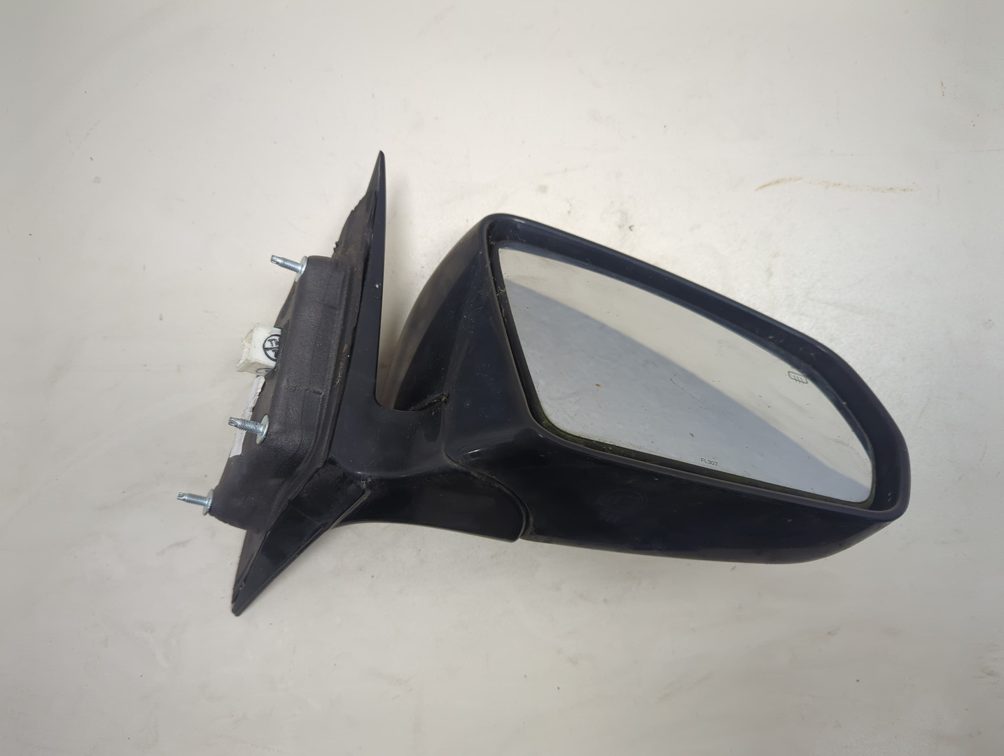 Зеркало правое электрическое