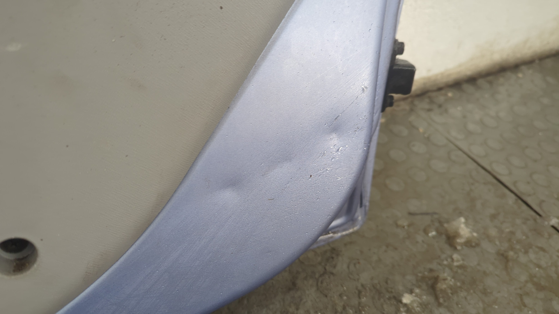 Дверь багажника