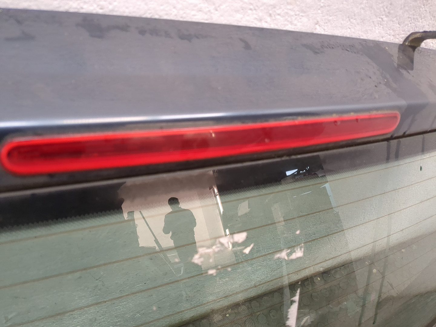 Дверь багажника