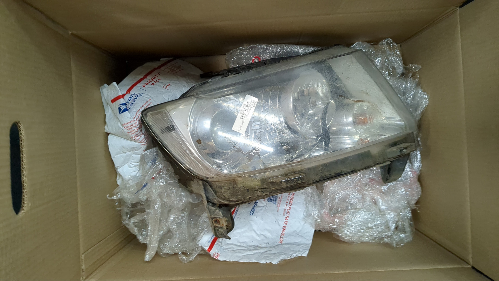 Фара правая