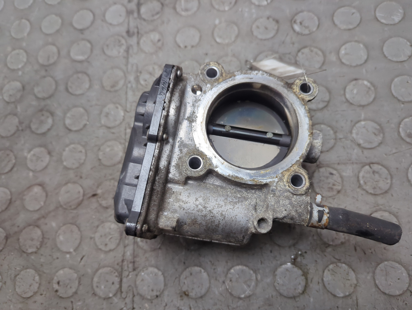 Заслонка дроссельная электрическая