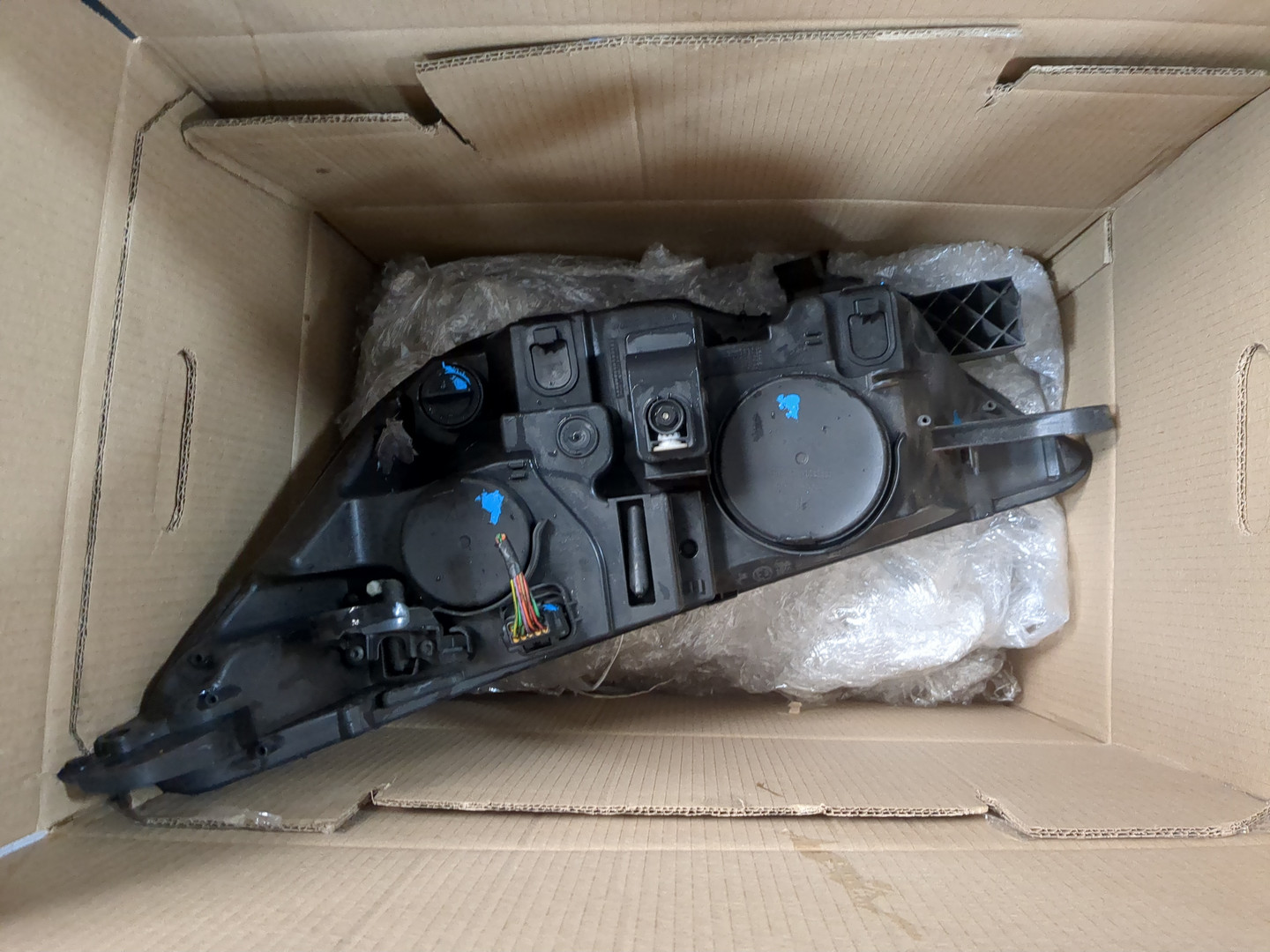 Фара правая