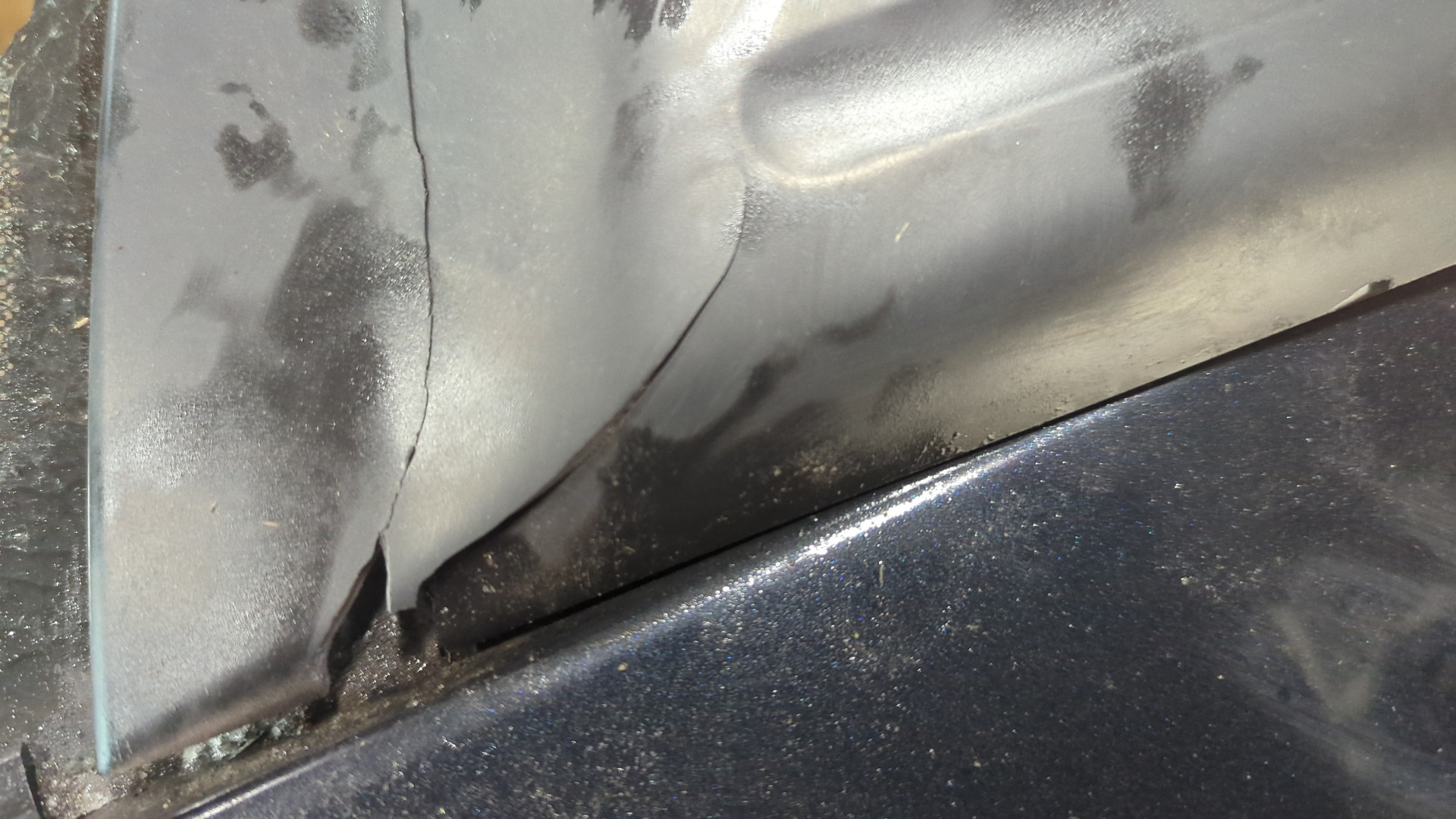 Дверь багажника