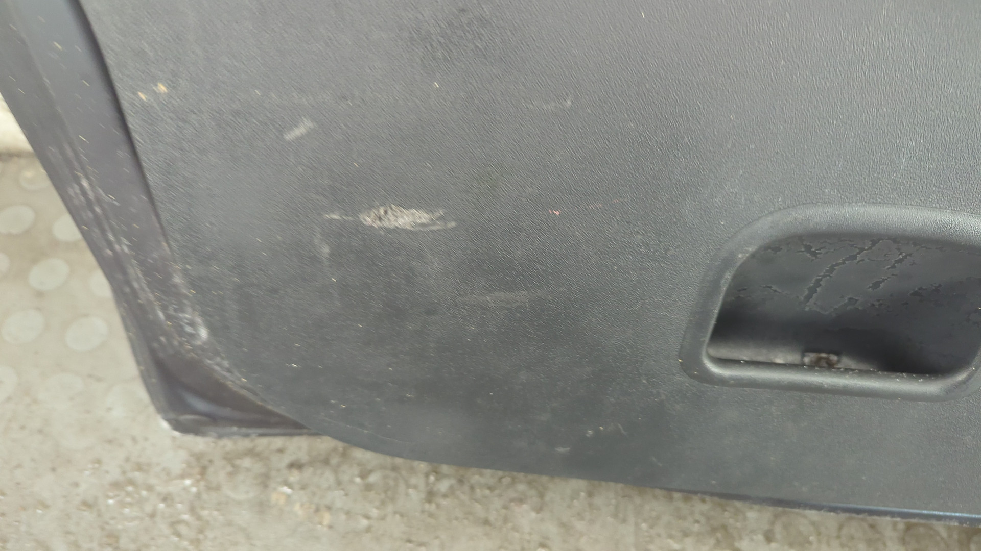 Дверь багажника