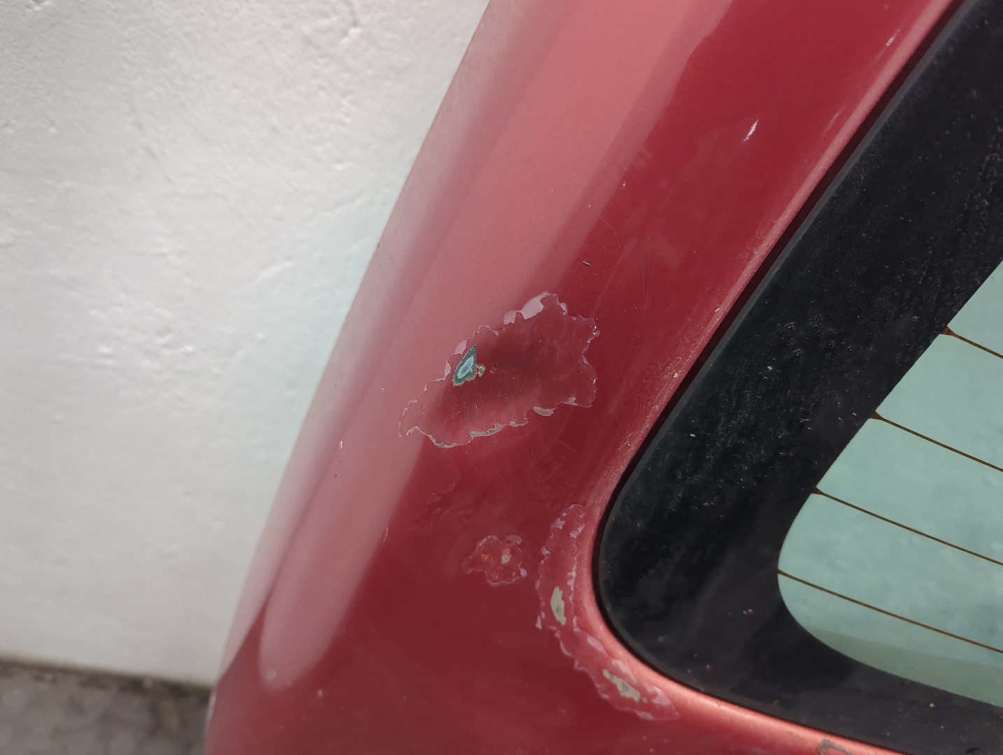 Дверь багажника