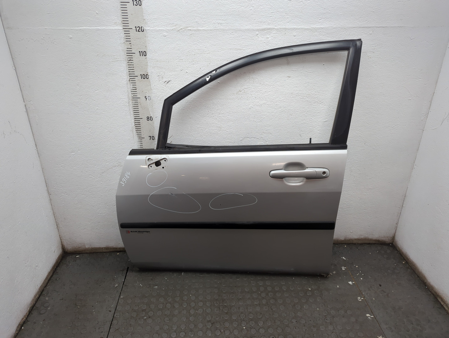 Дверь передняя левая