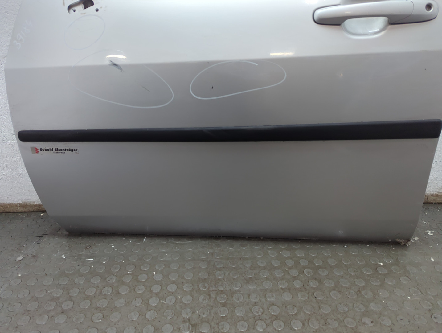 Дверь передняя левая