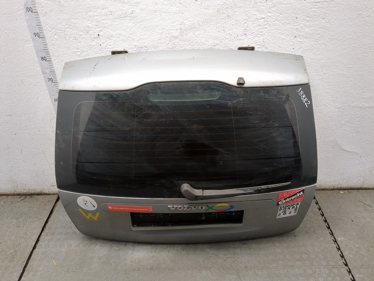 Дверь багажника