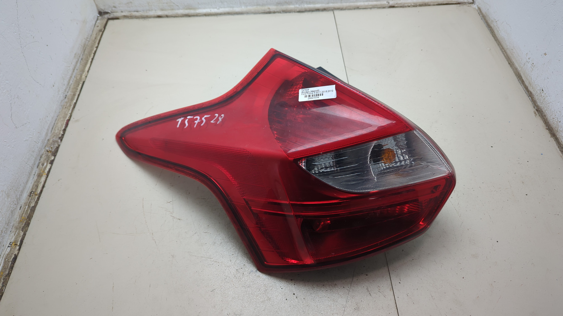 Фонарь задний левый