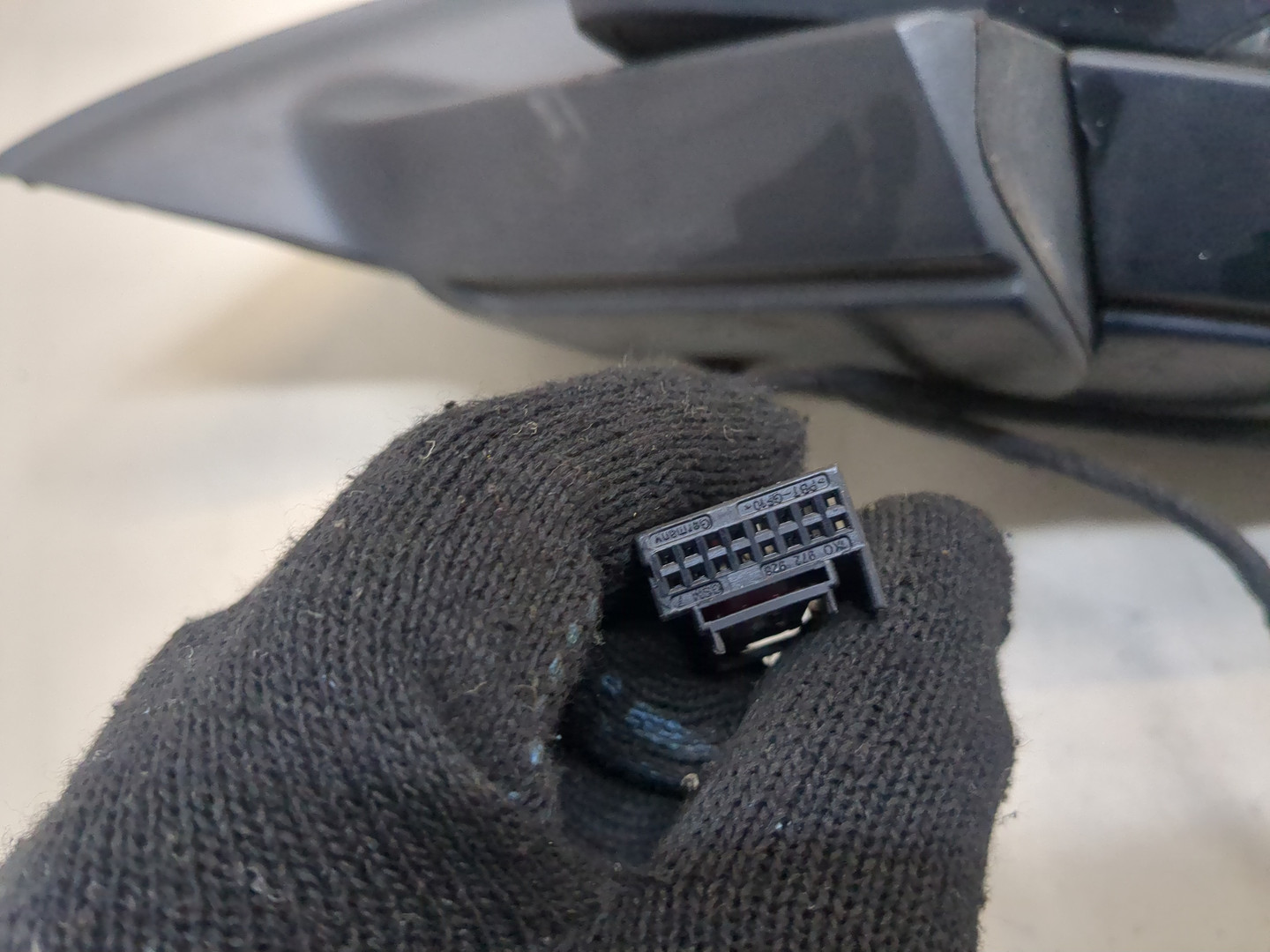 Зеркало левое электрическое