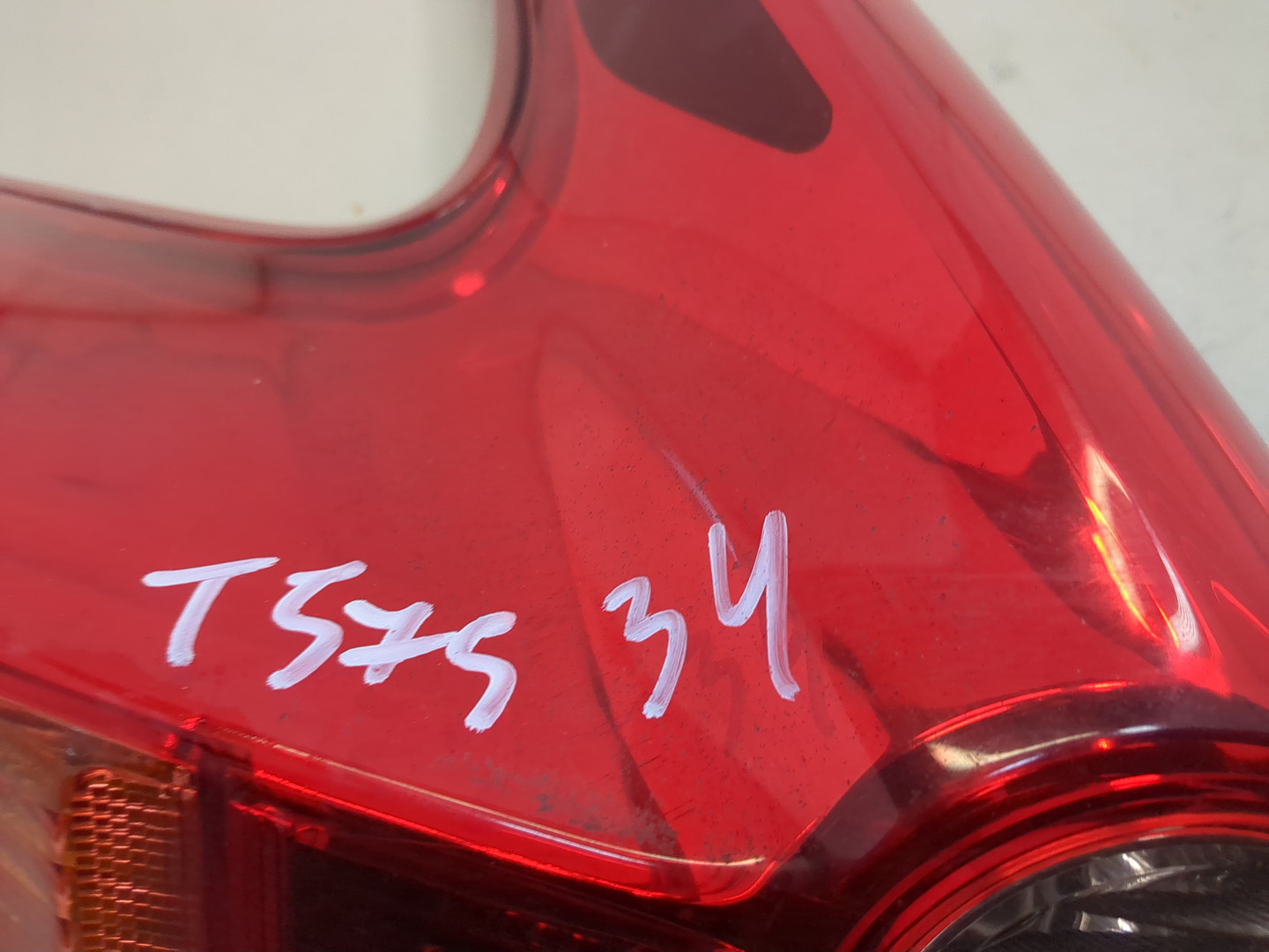 Фонарь задний левый