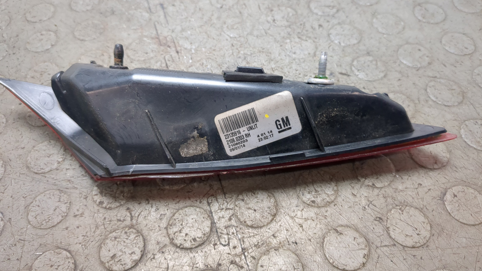 Фонарь задний внутренний правый