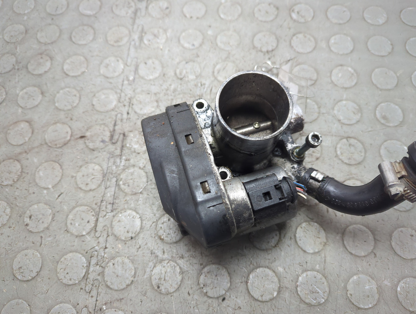 Заслонка дроссельная электрическая