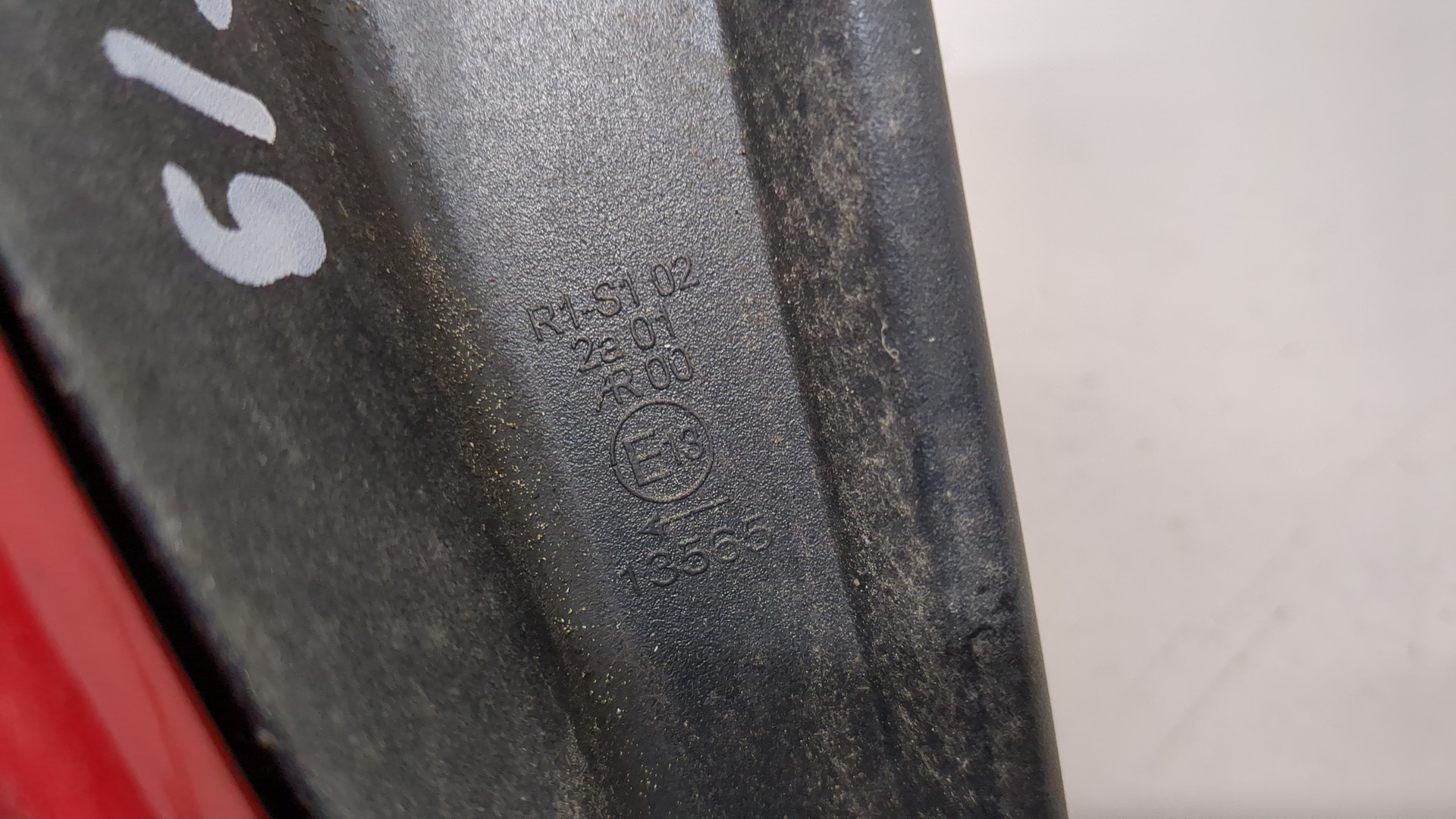 Фонарь задний левый