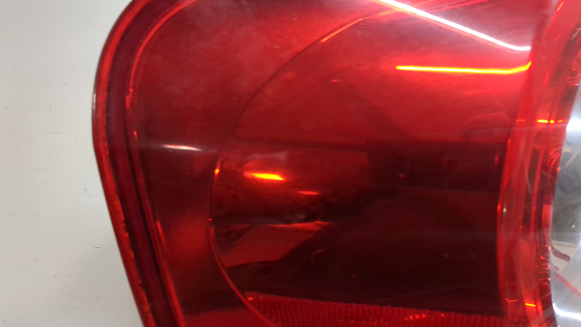 Фонарь задний левый