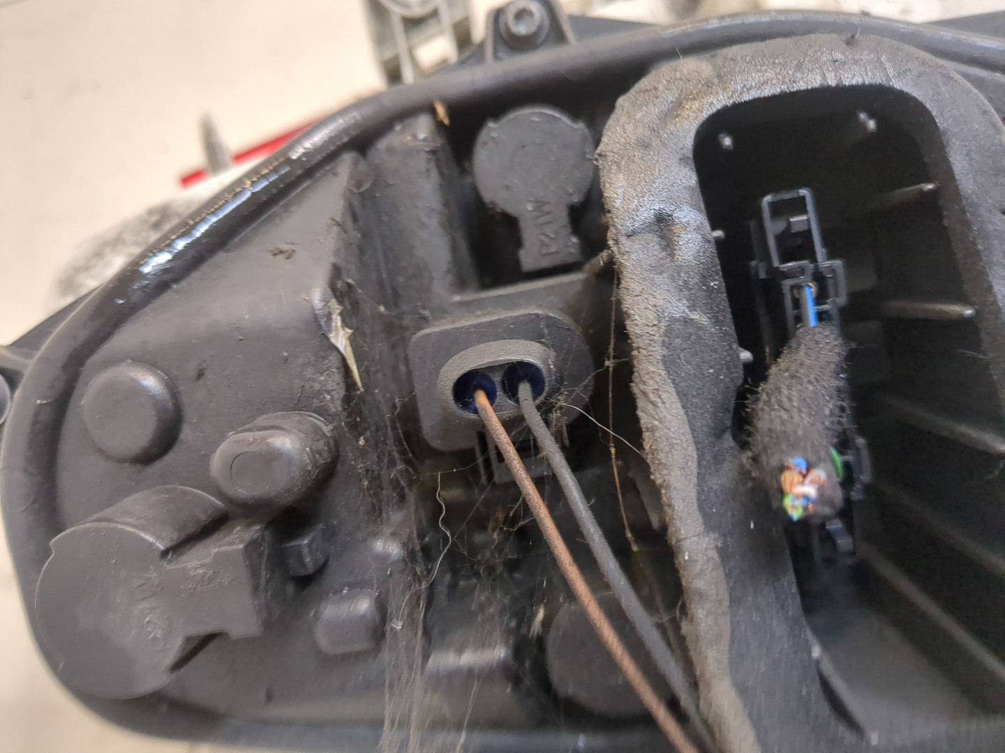 Фонарь задний правый