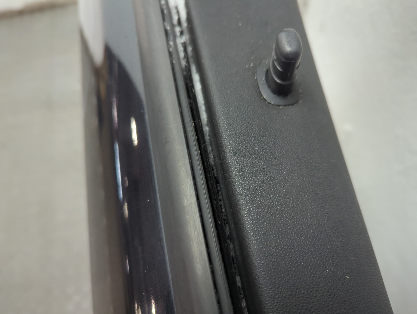 Дверь задняя левая