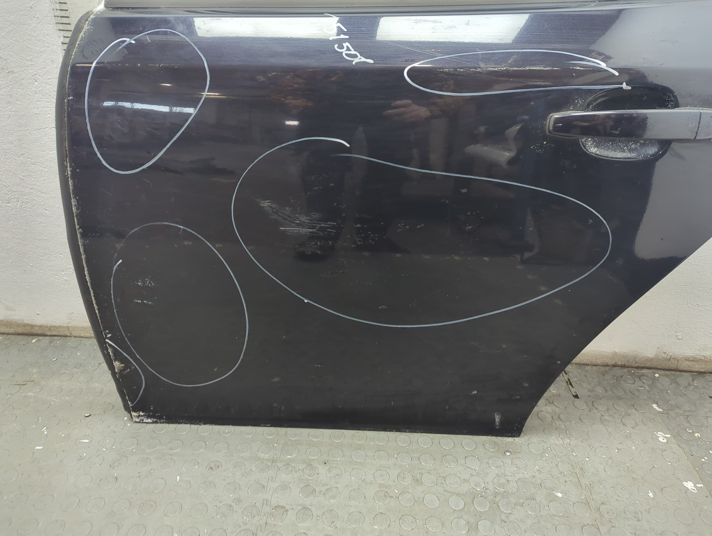 Дверь задняя левая