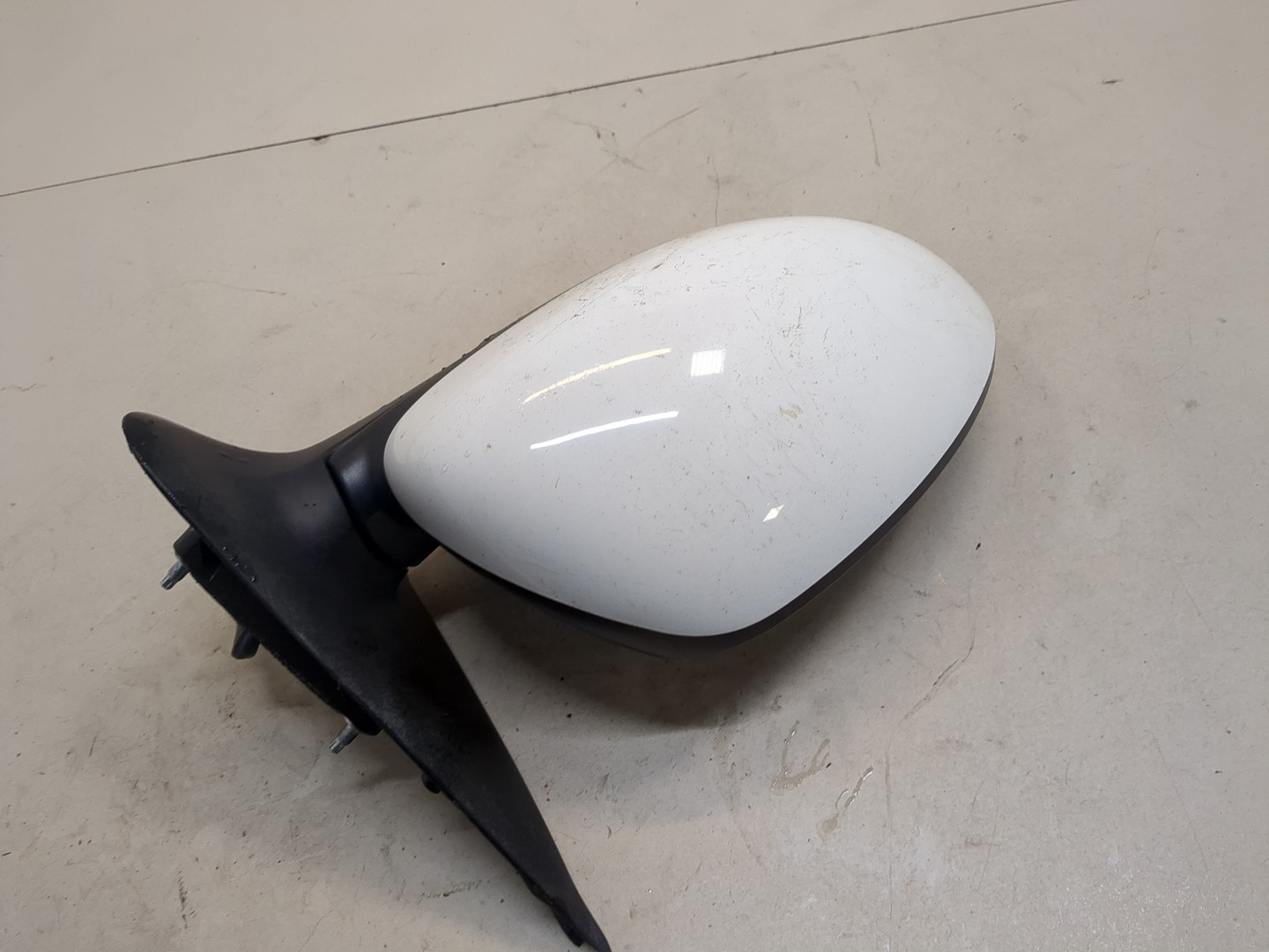 Зеркало правое электрическое