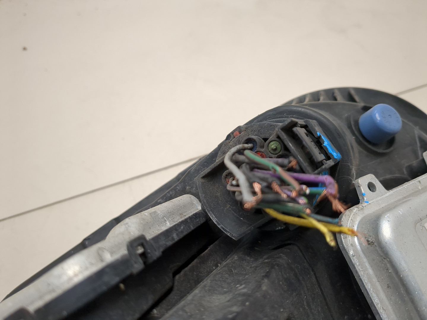 Фара правая