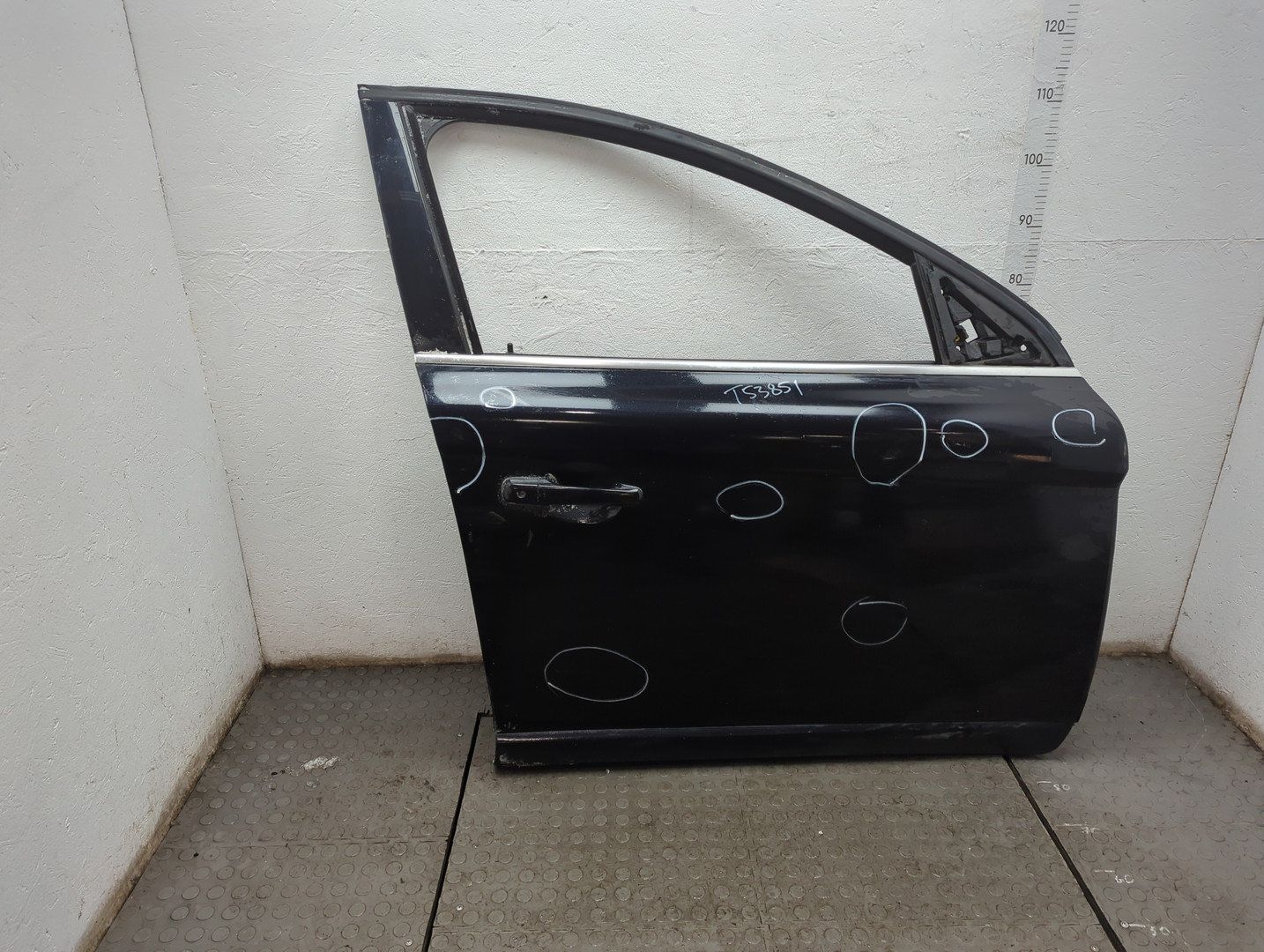 Дверь передняя правая